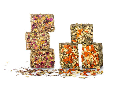 Close up of Timothy Cakes Topflite treat for Rabbits & Guinea Pigs