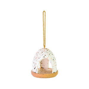 The Globe Feeder
